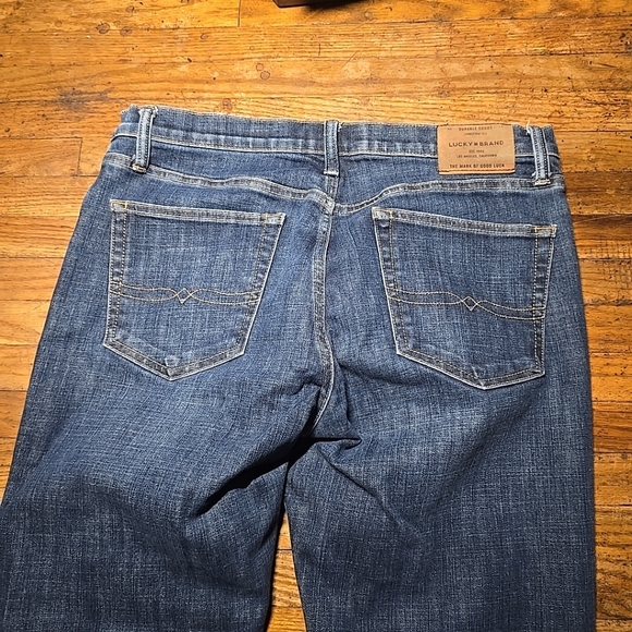 3 Pairs Of Lucky Brand Jeans Mens 32x30 - Picture 11 of 16
